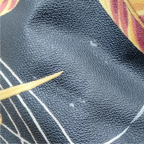 Salvatore Ferragamo Jungle Print Tote Bag - Picture 10 of 13